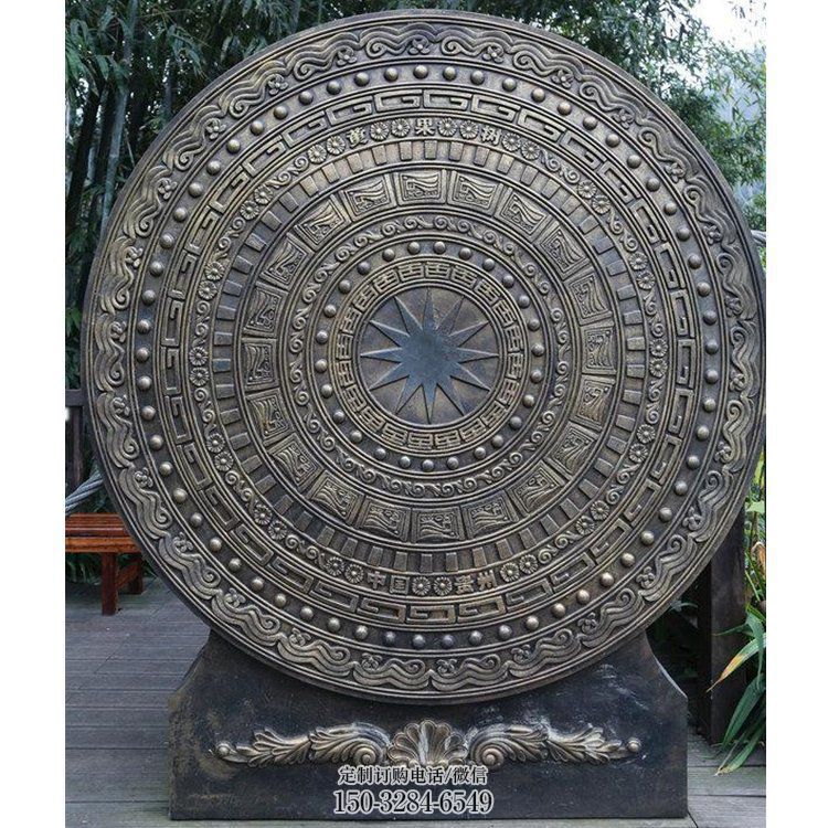 铜鼓雕塑选用,多彩艺术,镂空铜鼓雕塑展品 铜鼓雕塑选用,多彩艺术,镂空铜鼓雕塑展品